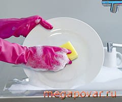 Перчатки для мытья посуды: как выбрать