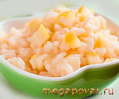 Фото блюда к рецепту Каша рисовая с яблоками