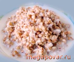 Фото блюда к рецепту Каша гречневая с кефиром