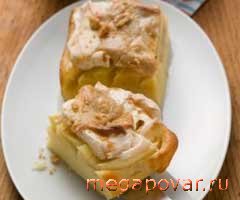 Яблочный пирог с ванильным соусом (шведская кухня)