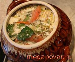 Фото блюда к рецепту Кабачки с помидорами и сыром в горшочке